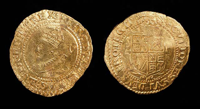 Charles I crown. Best gold find for 2012-2013